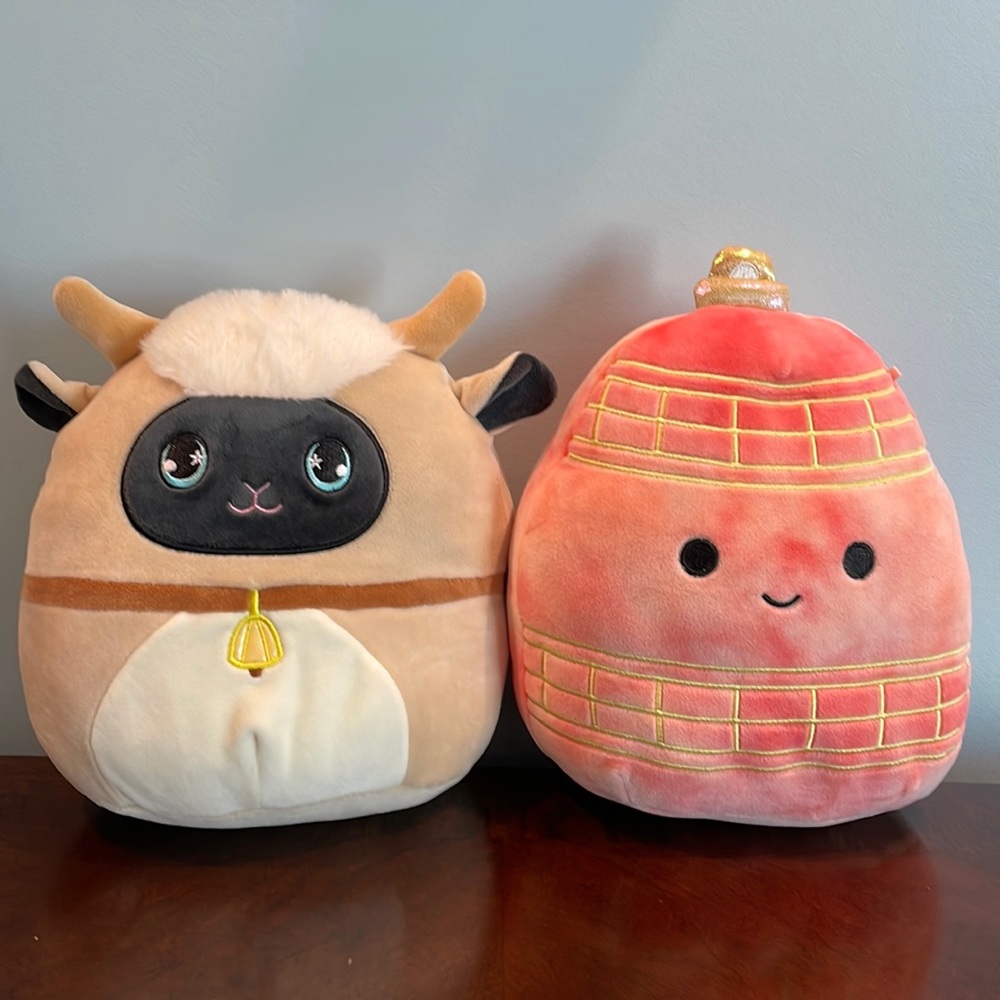 2 8" squishmallows price is for both